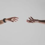 引き寄せの好転反応とは？体調や感情の変化との向き合い方・注意点